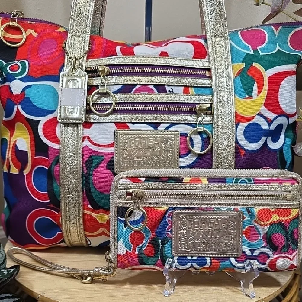 Coach Poppy Pop C Glam Tote and Wallet - Picture 2 of 16